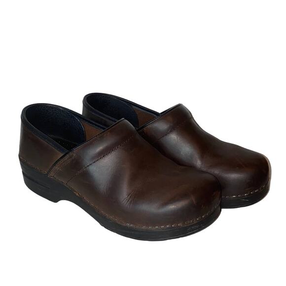 Dansko Brown Leather Professional Clogs 41 / 11 - Picture 1 of 11